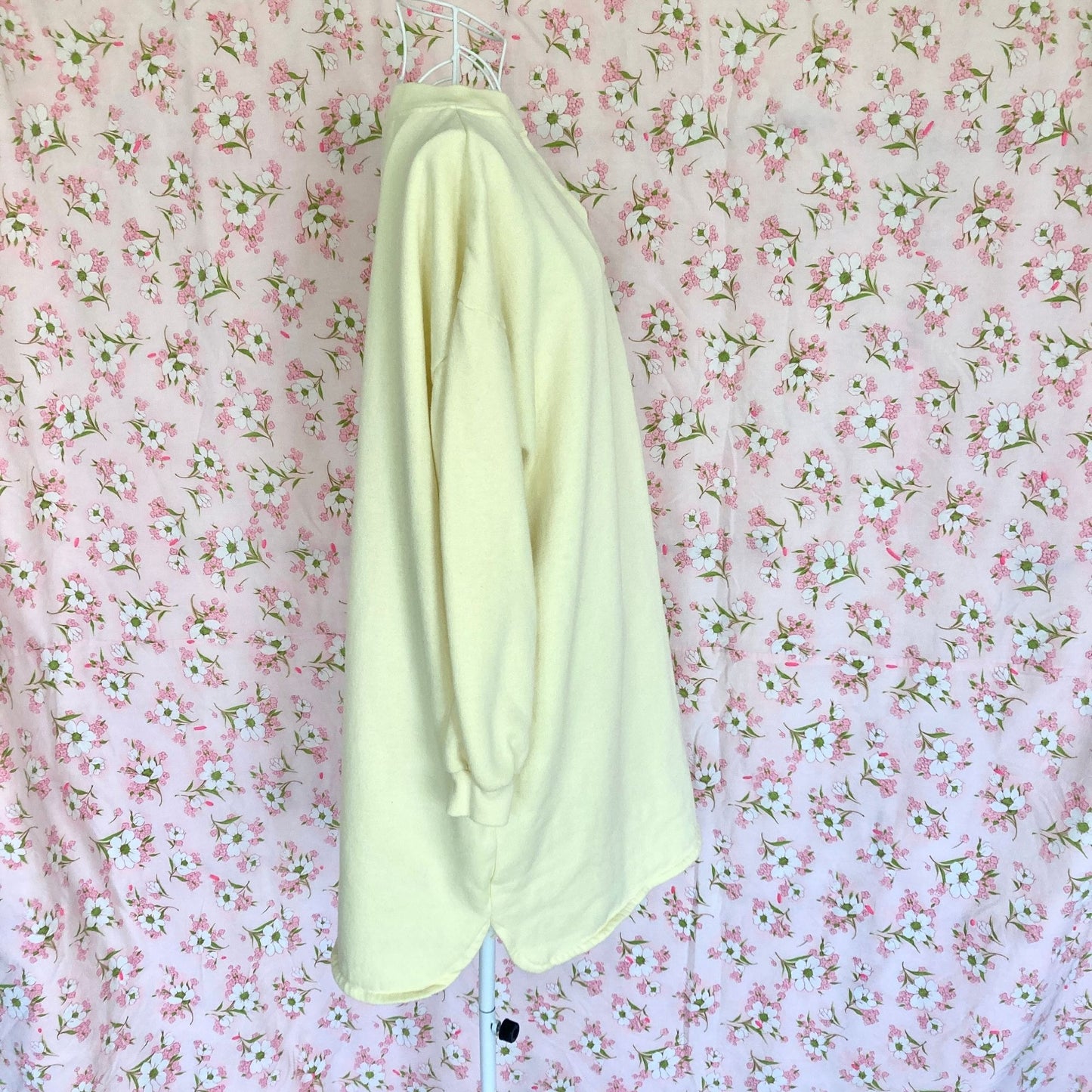 Vintage 80s 90s pastel yellow sweatshirt long | M - L | striped polka dogs Y.E.S. Jodie Arden