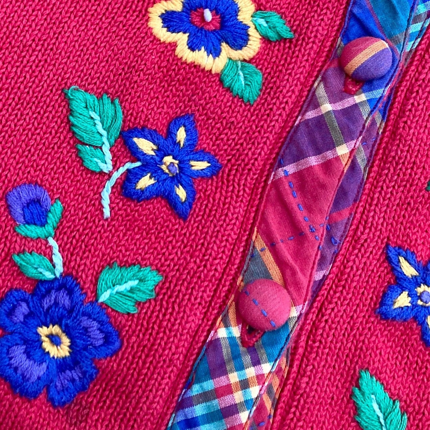Vintage 80s grandma cardigan embroidered floral sweater | M - L| flowers 90s red blue yellow green plaid cotton cottage Northern Isles