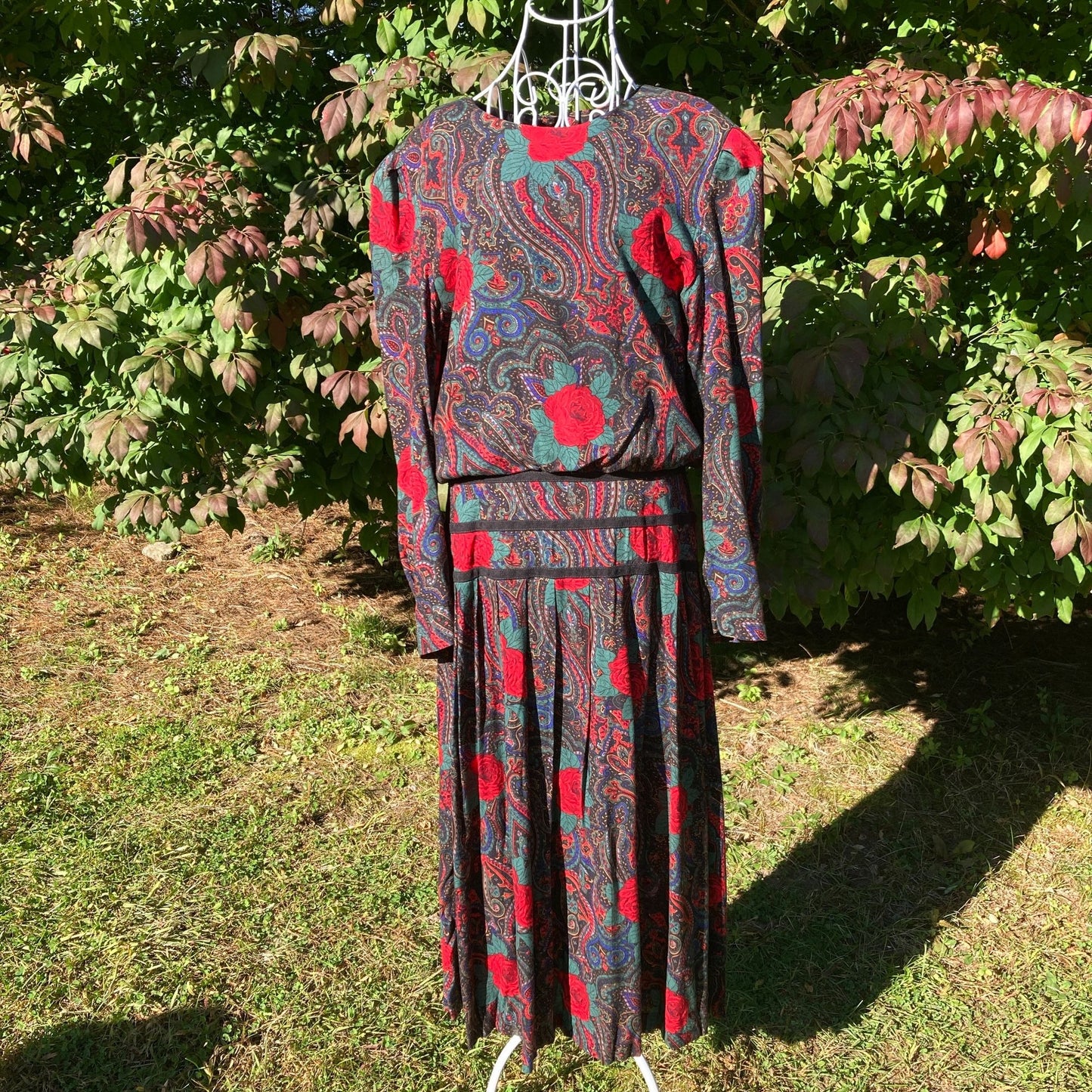 Vintage 80s dress paisley rose midi |  M | 1980s cottage dark floral western rayon John Roberts