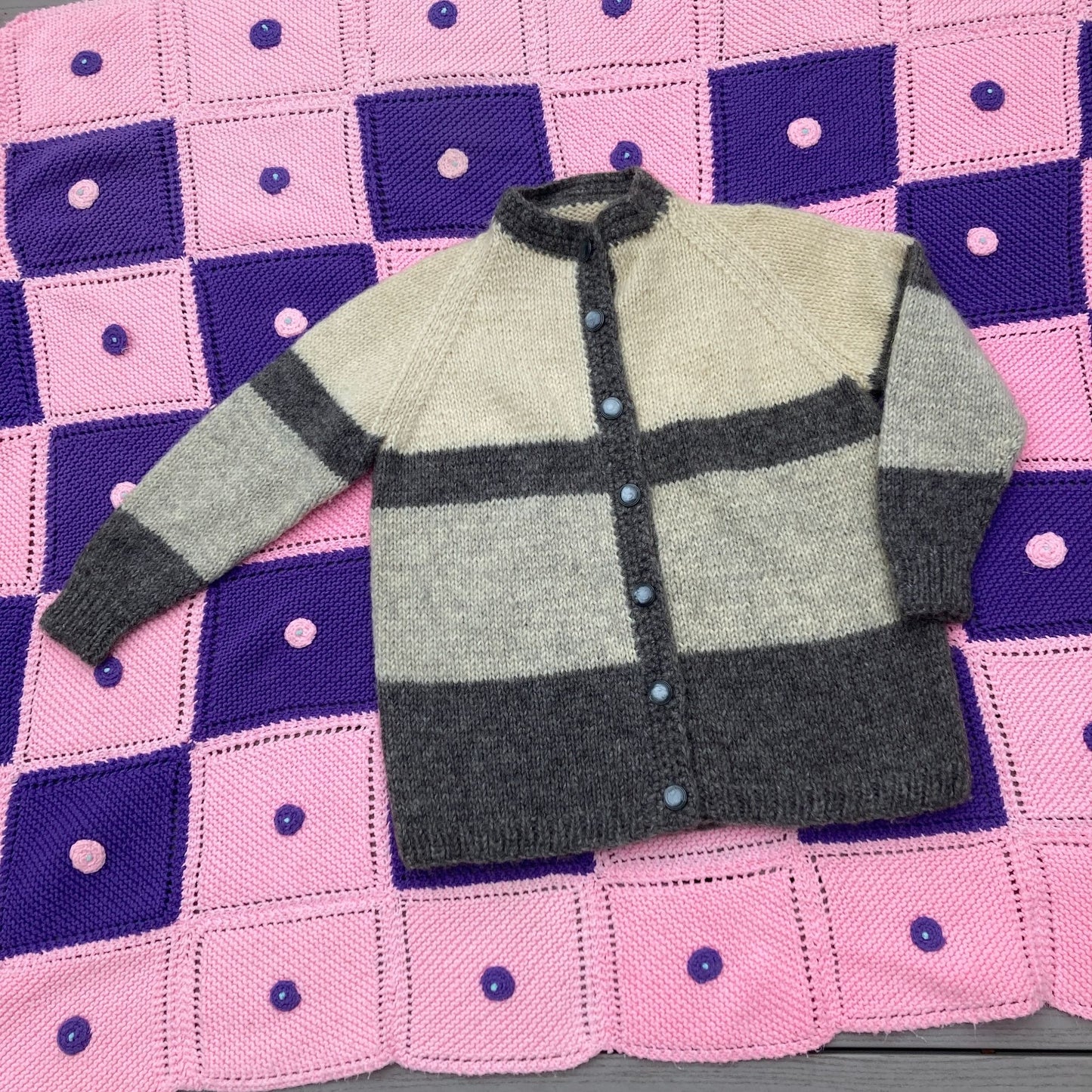 Vintage 60s 70s wool cardigan sweater off white cream grey stripe  |S-M| button up chunky knit