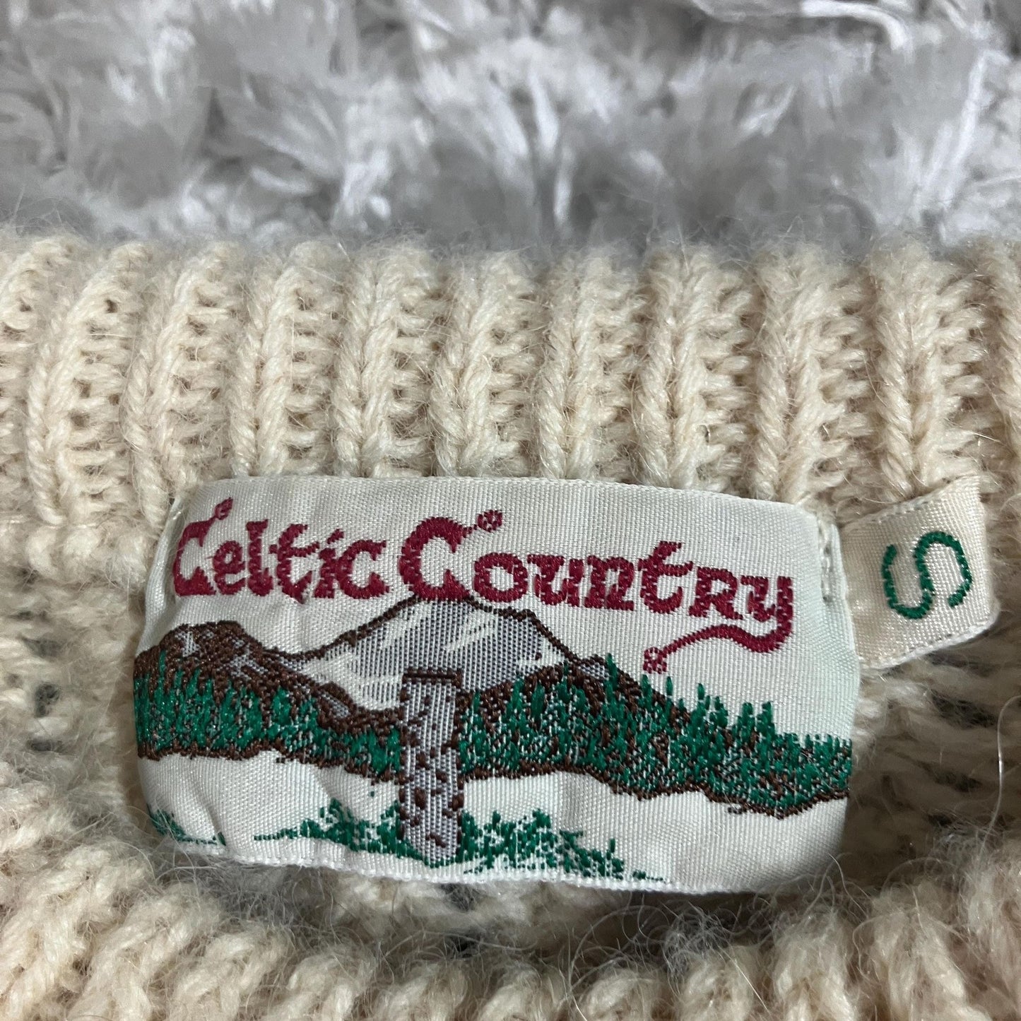 Vintage 80s 90s wool sweater fisherman | S-L | chunky Ireland oat off white cream cable knit  Celtic Country