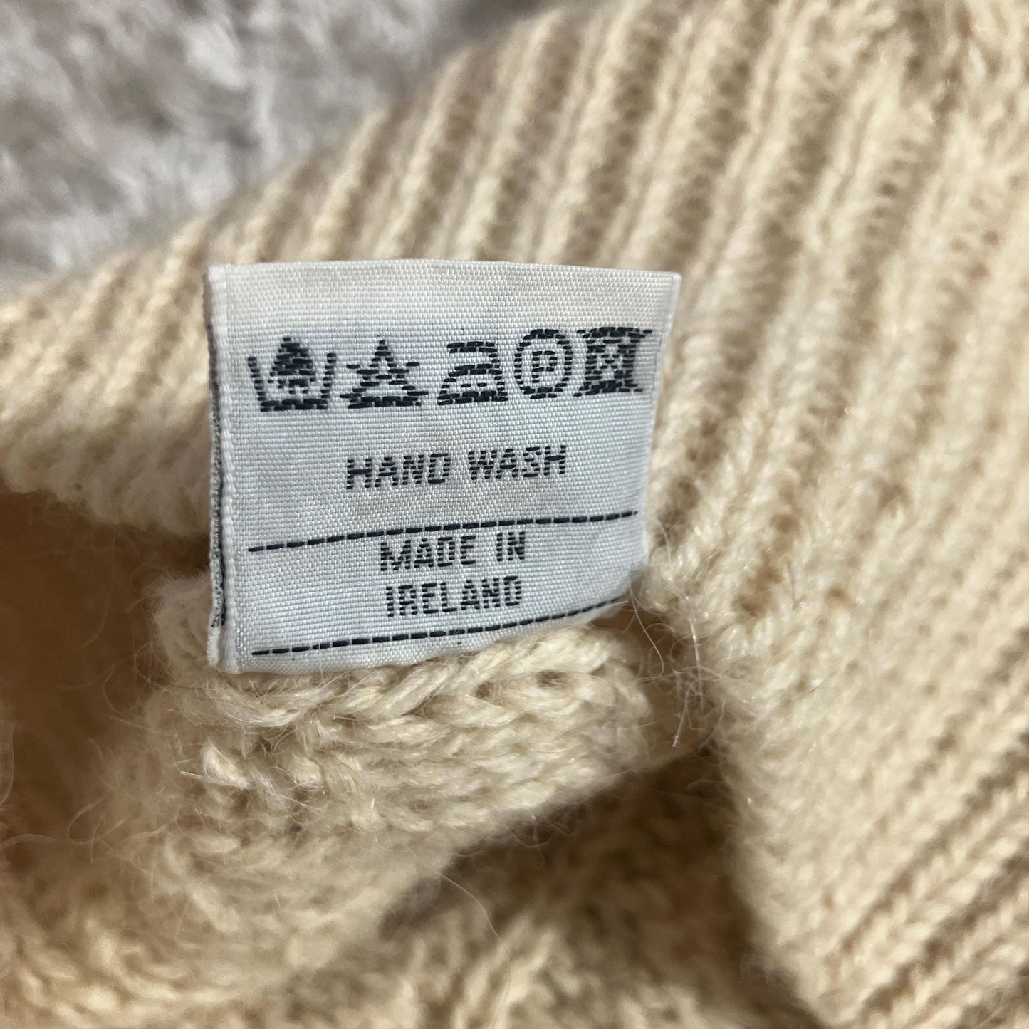 Vintage 80s 90s wool sweater fisherman | S-L | chunky Ireland oat off white cream cable knit  Celtic Country