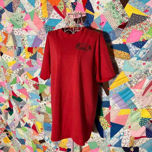 Vintage 80s 90s  t shirt  short sleeve paper thin cathedral of the pines NH  | M-L | red black Hanes