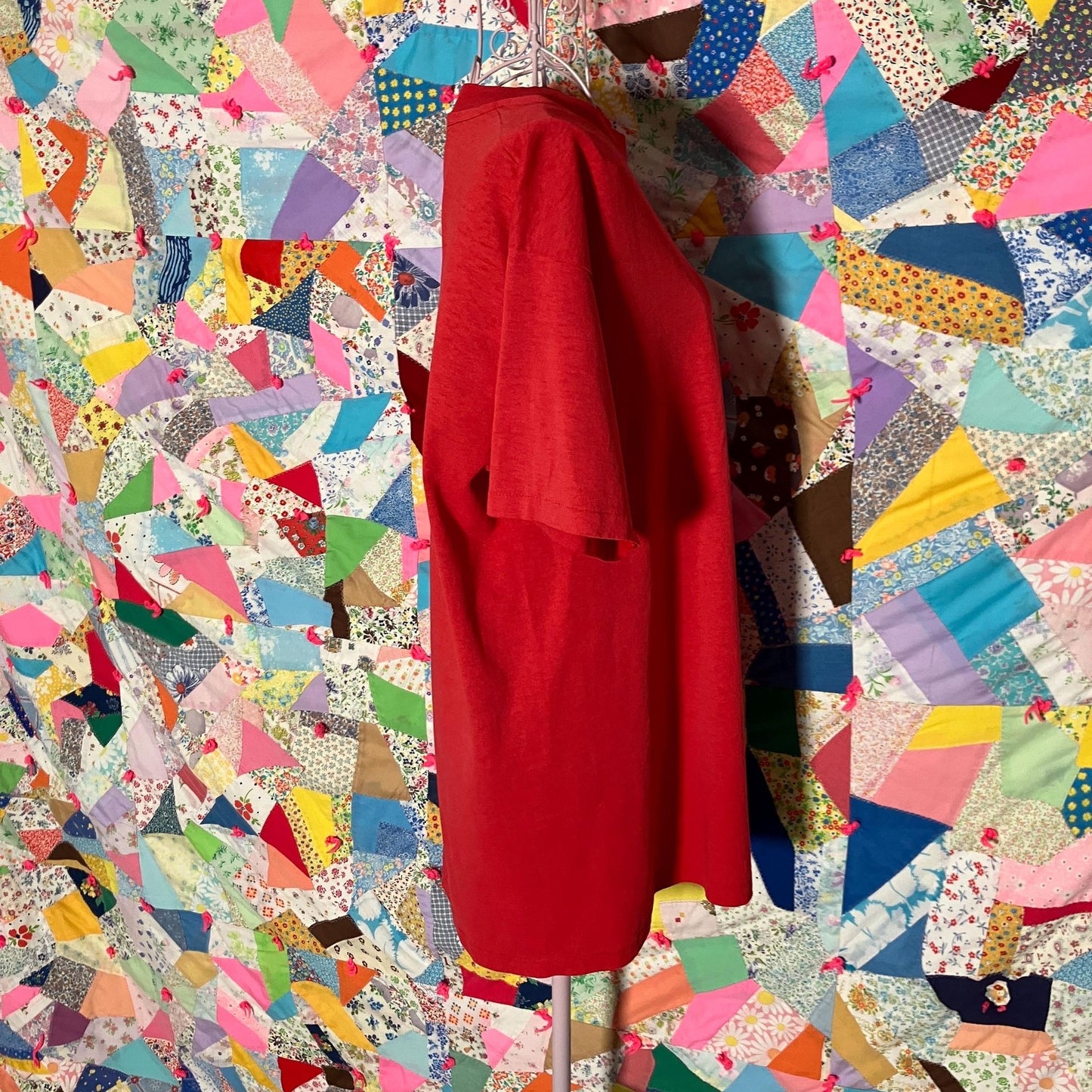 Vintage 80s 90s  t shirt  short sleeve paper thin cathedral of the pines NH  | M-L | red black Hanes