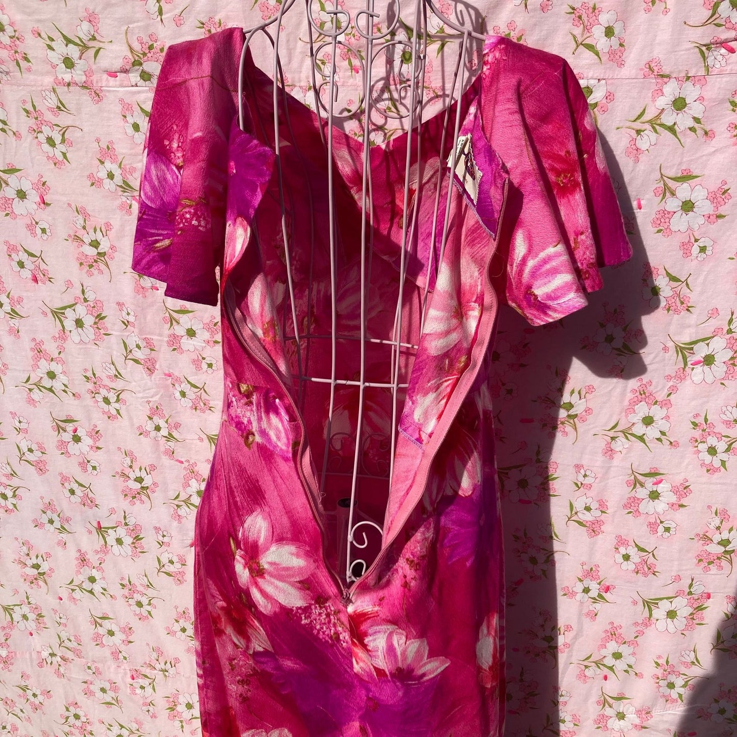 70s vintage maxi dress | S-M | Hawaiian floral pink  1970s Pomare Hawaii