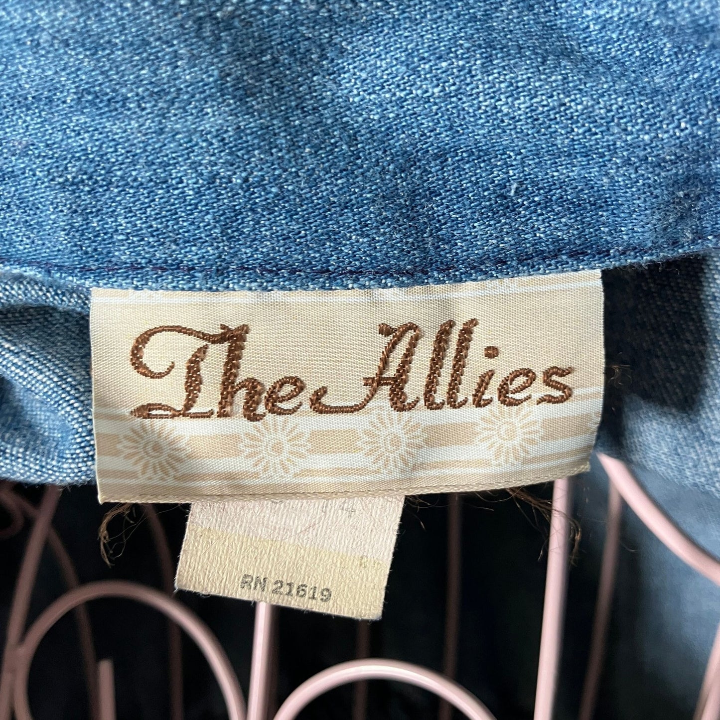 vintage 70s denim jean jacket | S - M | light wash  cropped crop 1970s cotton blend The Allies