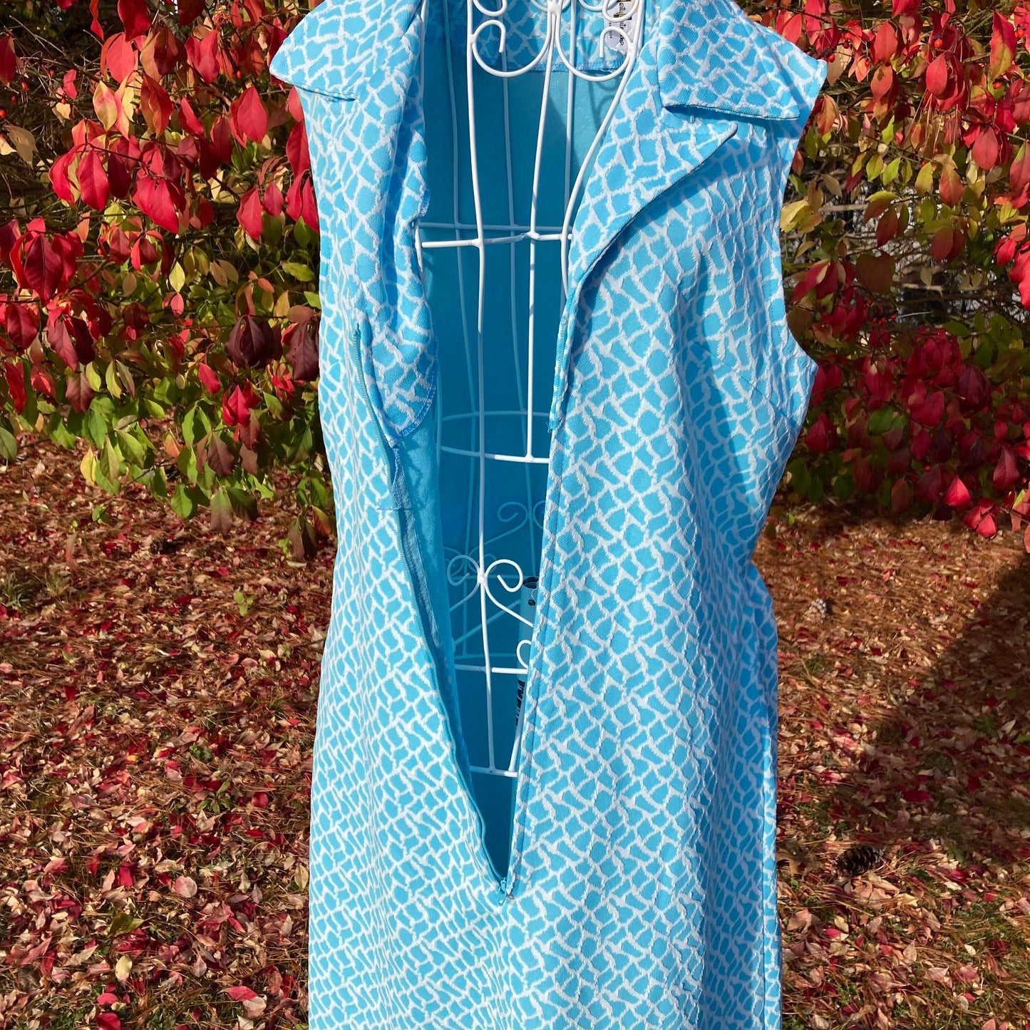 Vintage 70s  dress robins egg blue white abstract print collared dress | M-L | 1960s 1970s polyester collar Marty Gutmacher