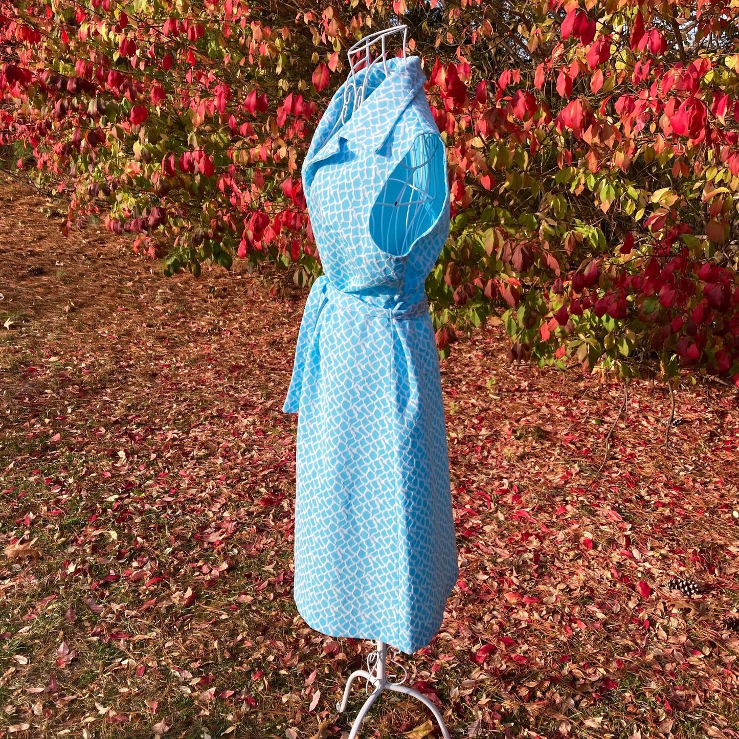 Vintage 70s  dress robins egg blue white abstract print collared dress | M-L | 1960s 1970s polyester collar Marty Gutmacher