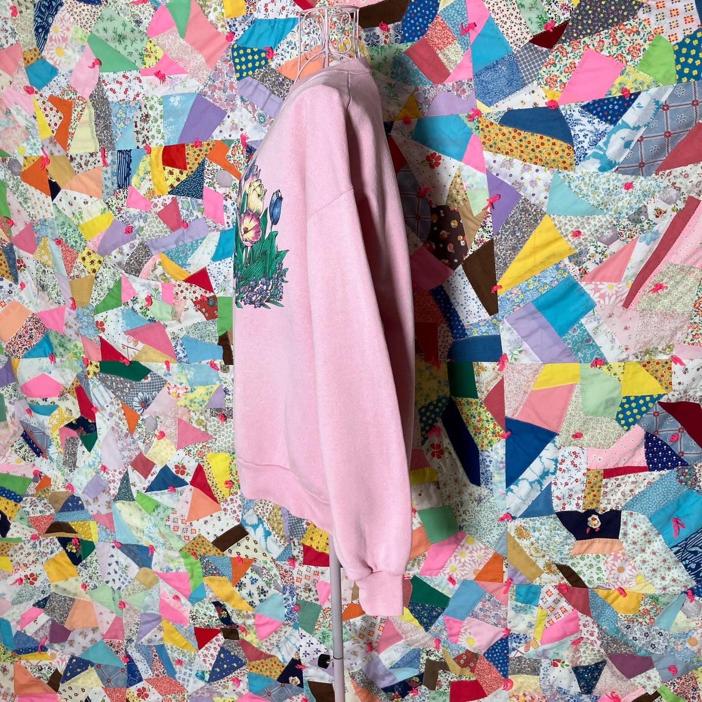 Vintage 80s 90s grandma sweatshirt pastel pink  floral  |S-M| flaws as is collared 1980s tulips  Jerzees  yellow blue white spring