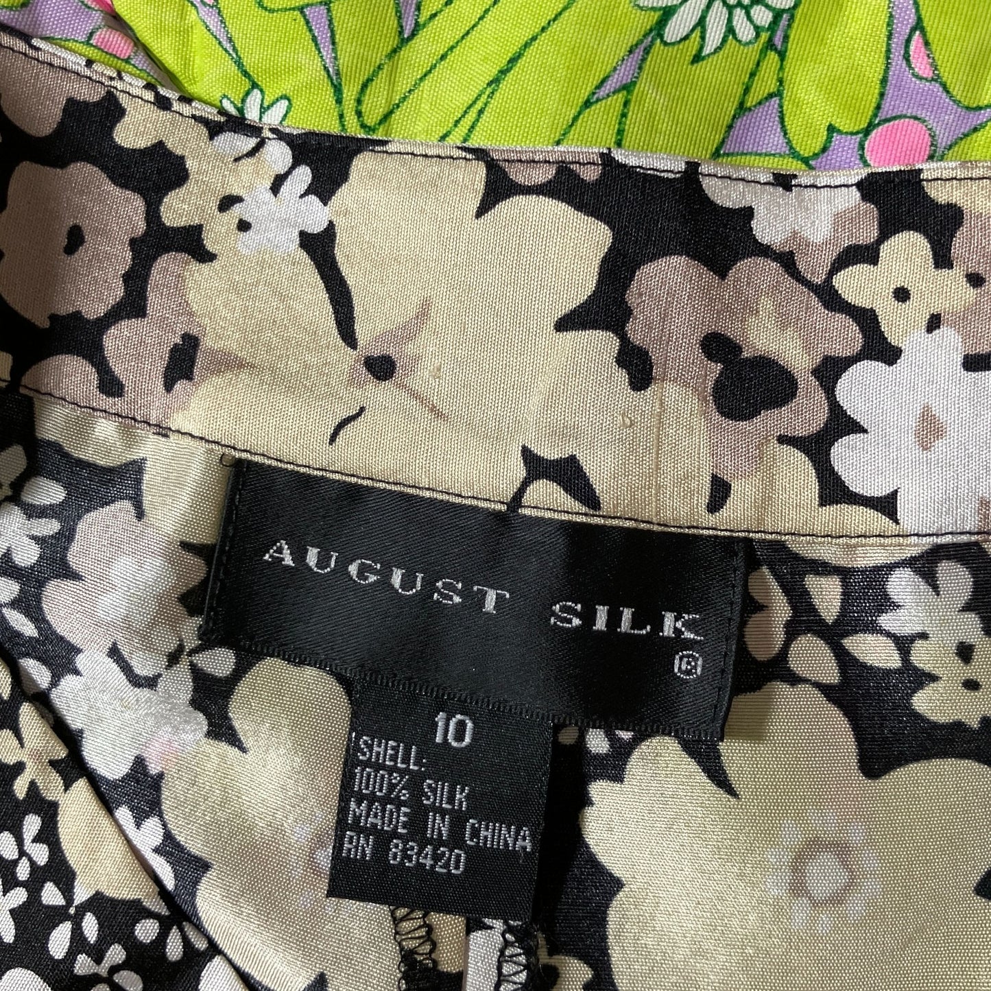 y2k vintage capri floral silk  00s does 60s 2000s L 30 in -31 in beige black silk August Silk