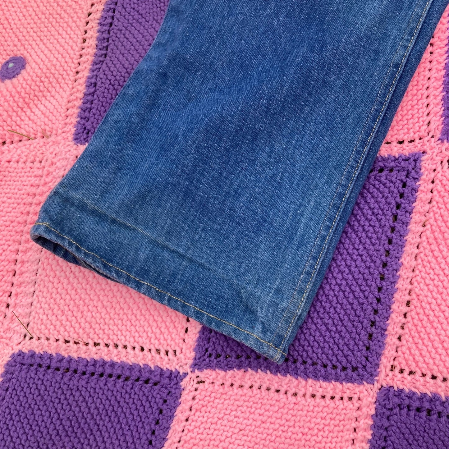 Lee vintage jeans 42 x 32 tagged 90s cotton 42”-43” actual waist faded distressed medium wash 2X bootcut