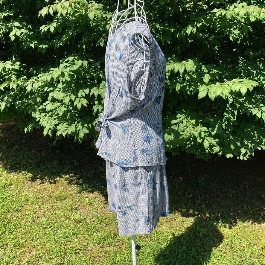 Vintage 80s 90s shorts and top matching set | XS-S  |  blue white 1990s  two piece Maggie Lawrence floral checkered
