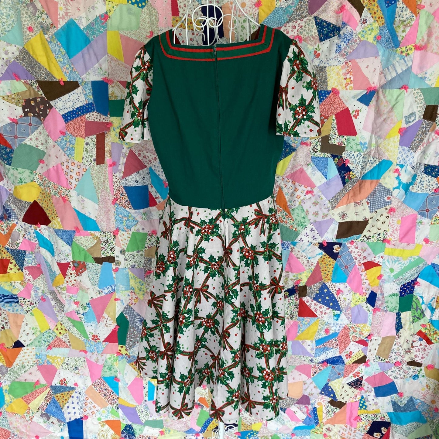 vintage 60s 70s dress red green | M-L | bow floral holly holiday christmas red green