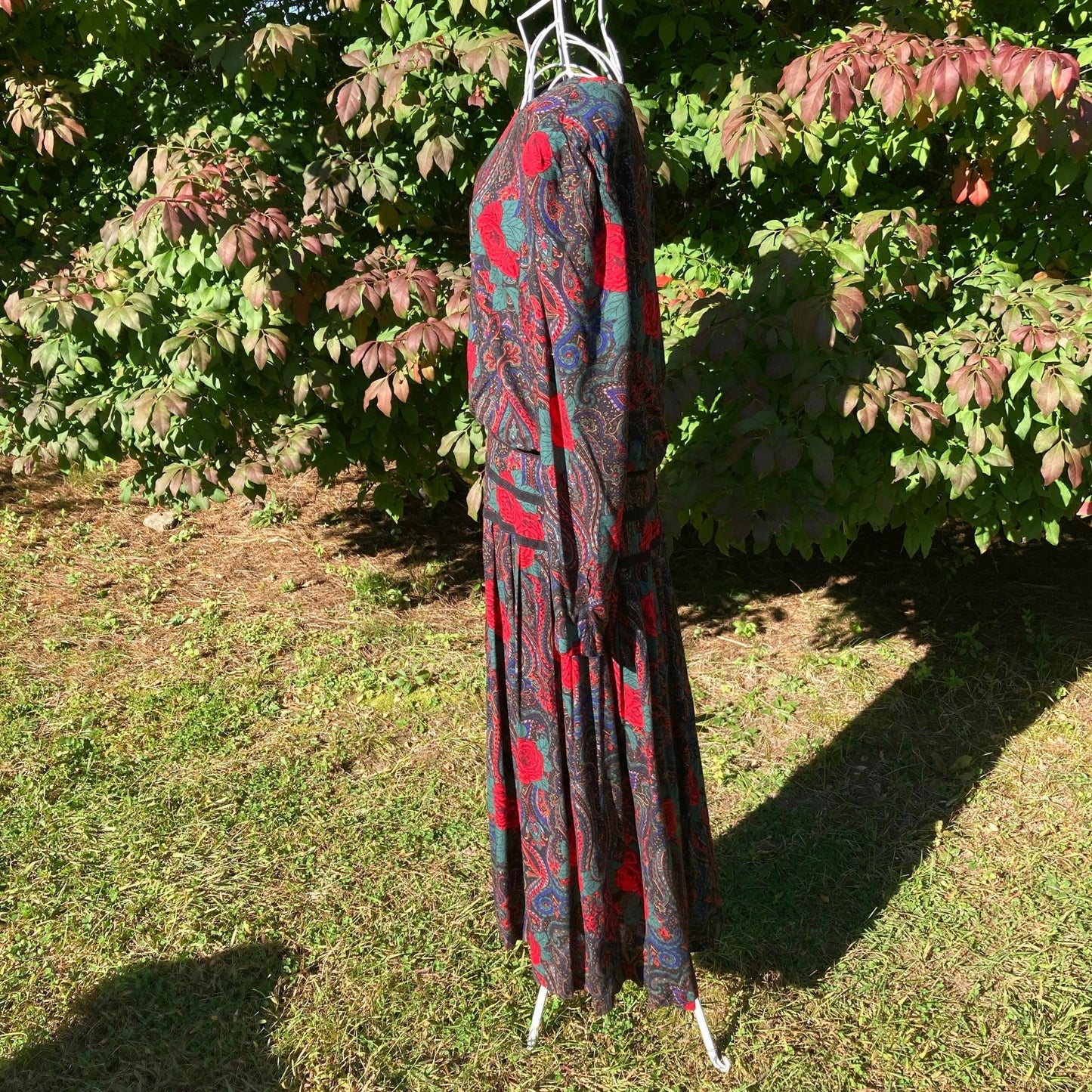 Vintage 80s dress paisley rose midi |  M | 1980s cottage dark floral western rayon John Roberts