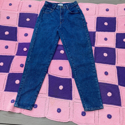 Vintage CK Calvin Klein 27”-28” dark medium wash high waisted jeans 90s high rise 100% cotton 1990s  logo leather classic five pocket