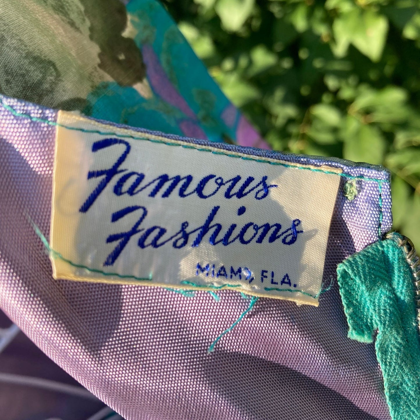 Vintage 60s dress green purple floral |S - M| sheath Famous Fashions