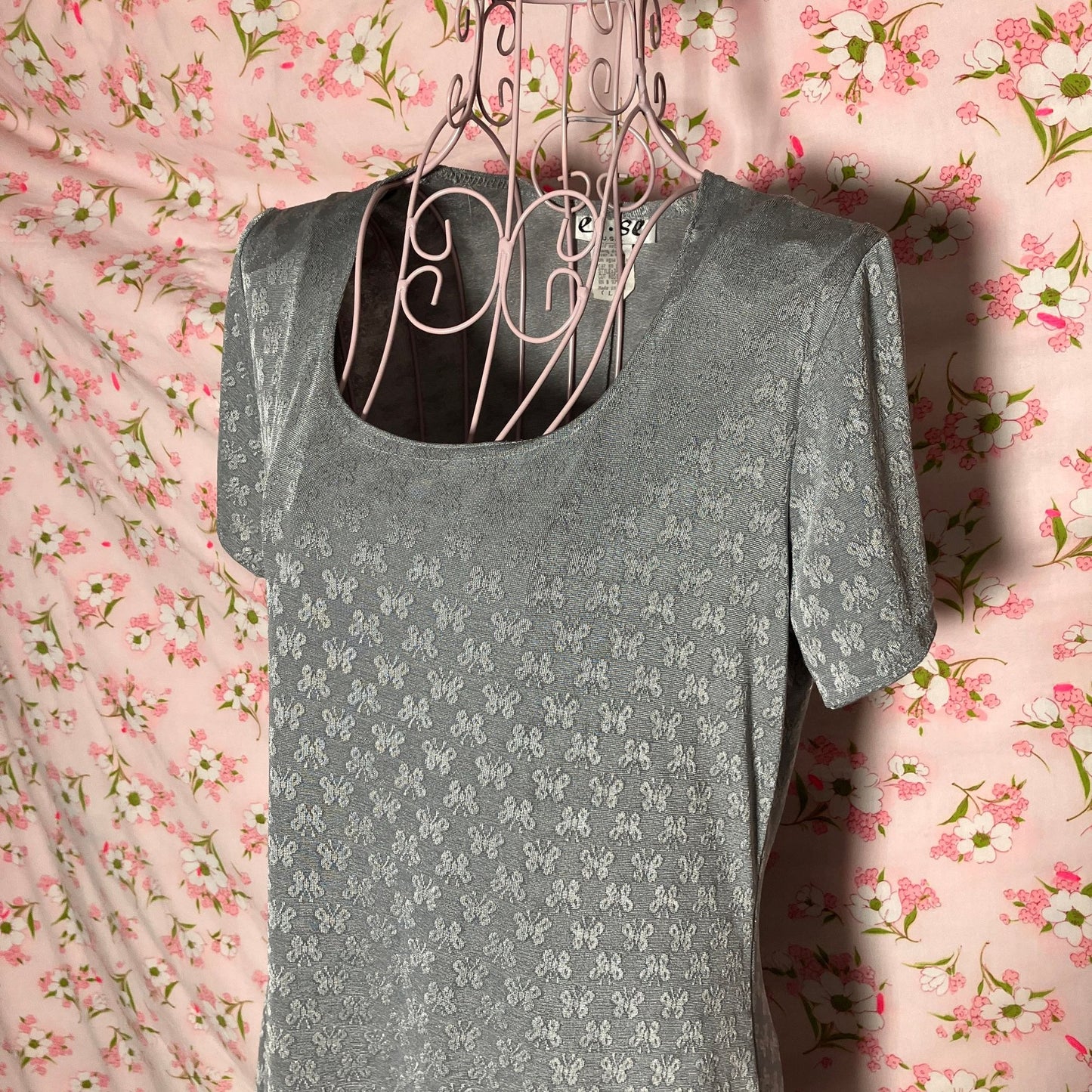 vintage 90s silver grey butterfly print es se usa | S-M | repaired