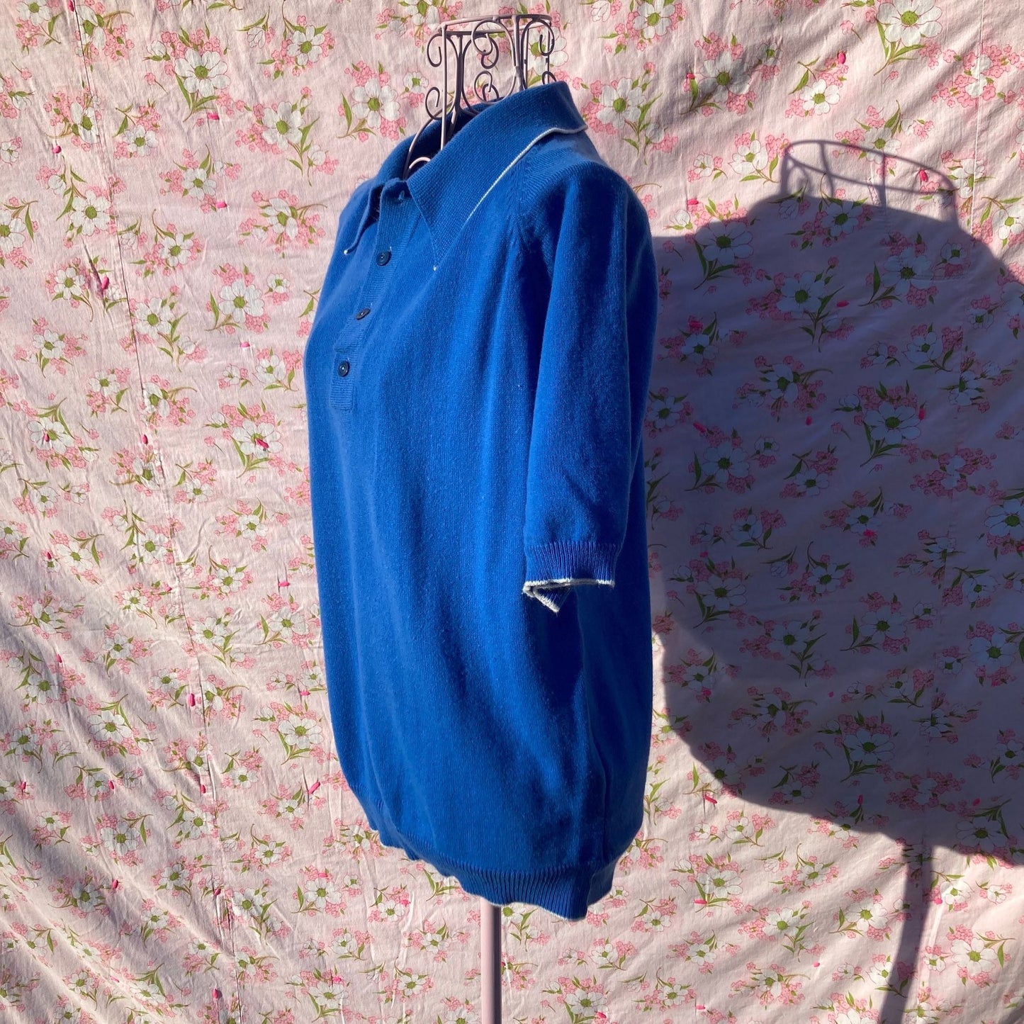 Vintage 70s sweater short sleeve knit top S M blue white soft collared