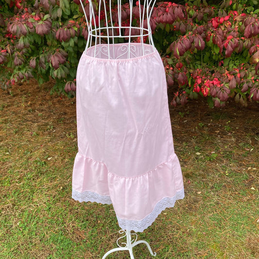 vintage half slip pastel| XS-S | 70s 1970s skirt cotton poly blend ruffle lace made in USA