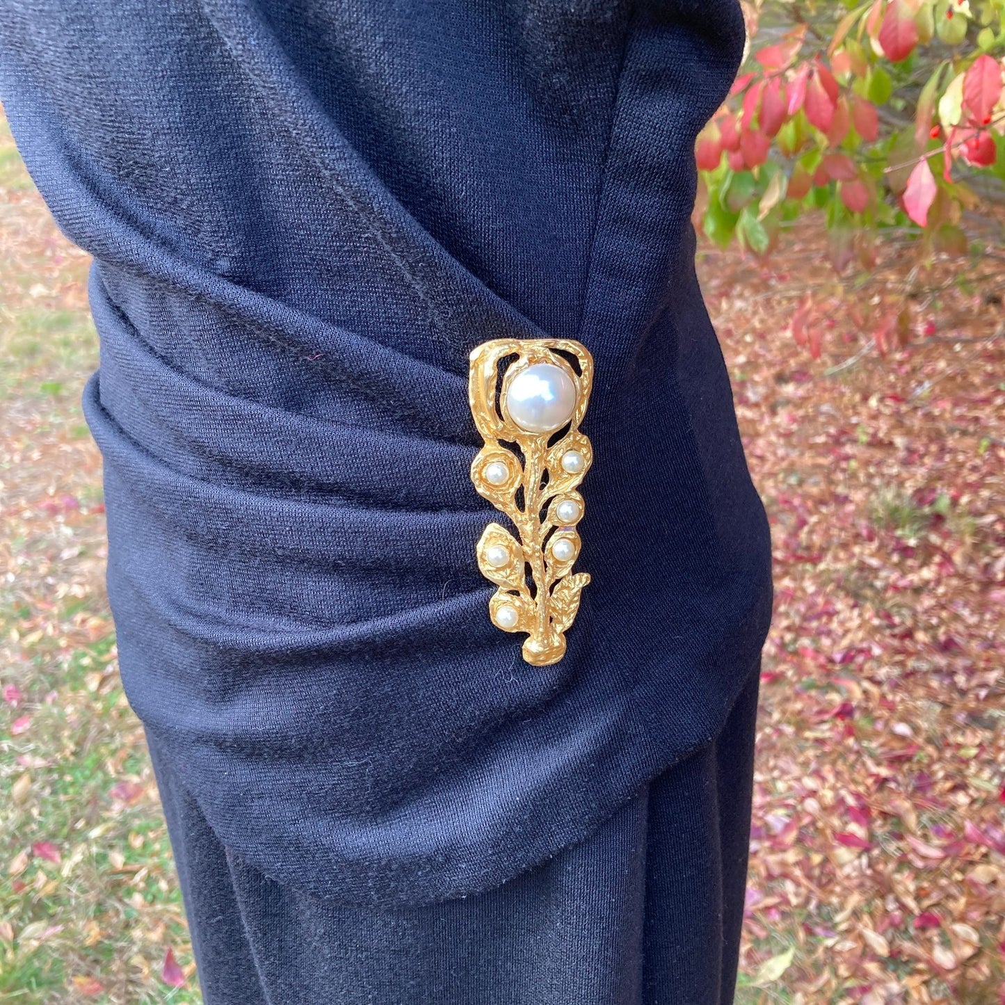 vintage 89s dress black Saks Fifth Ave | XS - S | David Warren New York party formal pearl long sleeve occasion wear ruching pearl