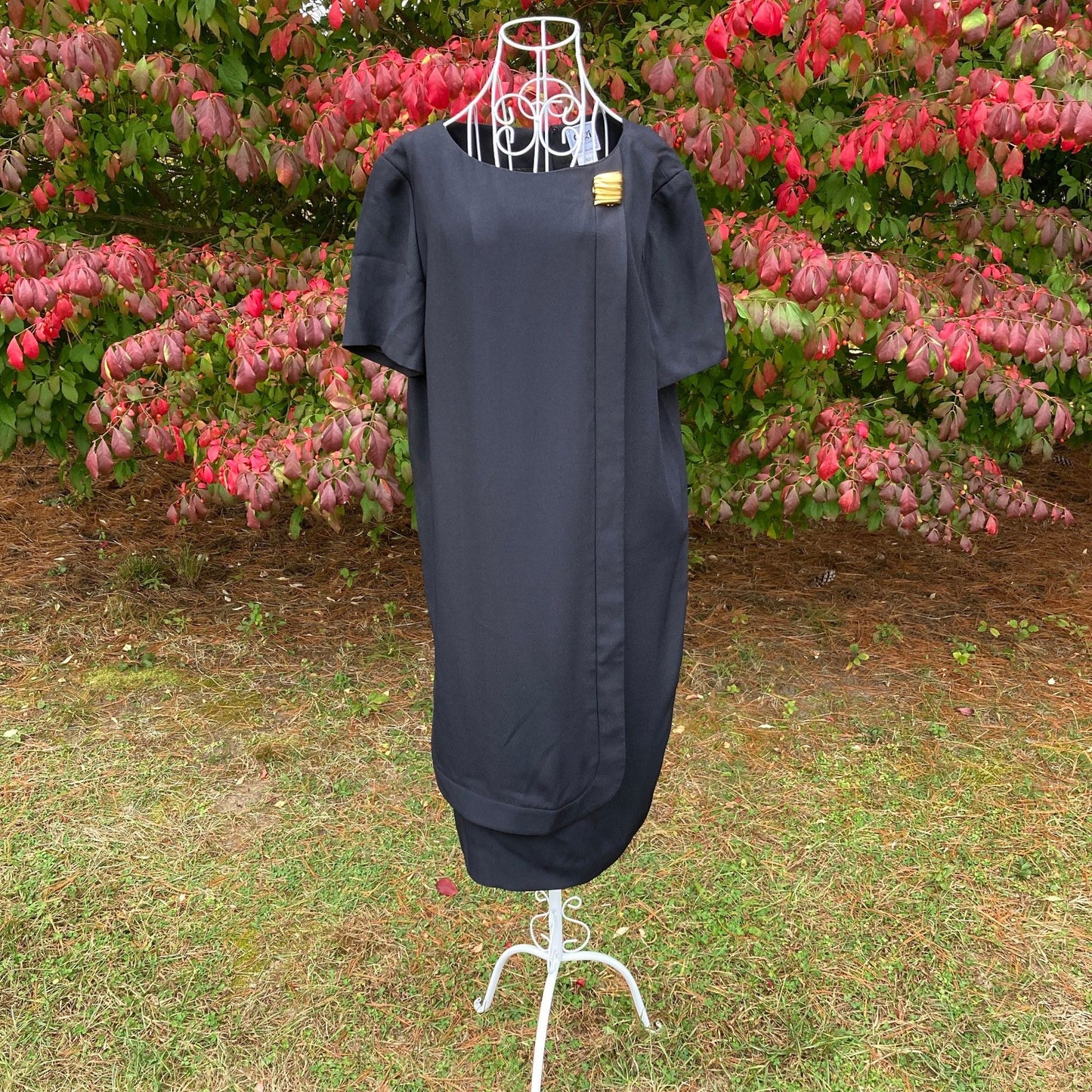 Vintage 90s 80s dress black shorts sleeve gold | M - L | union made GiGi by Gillian