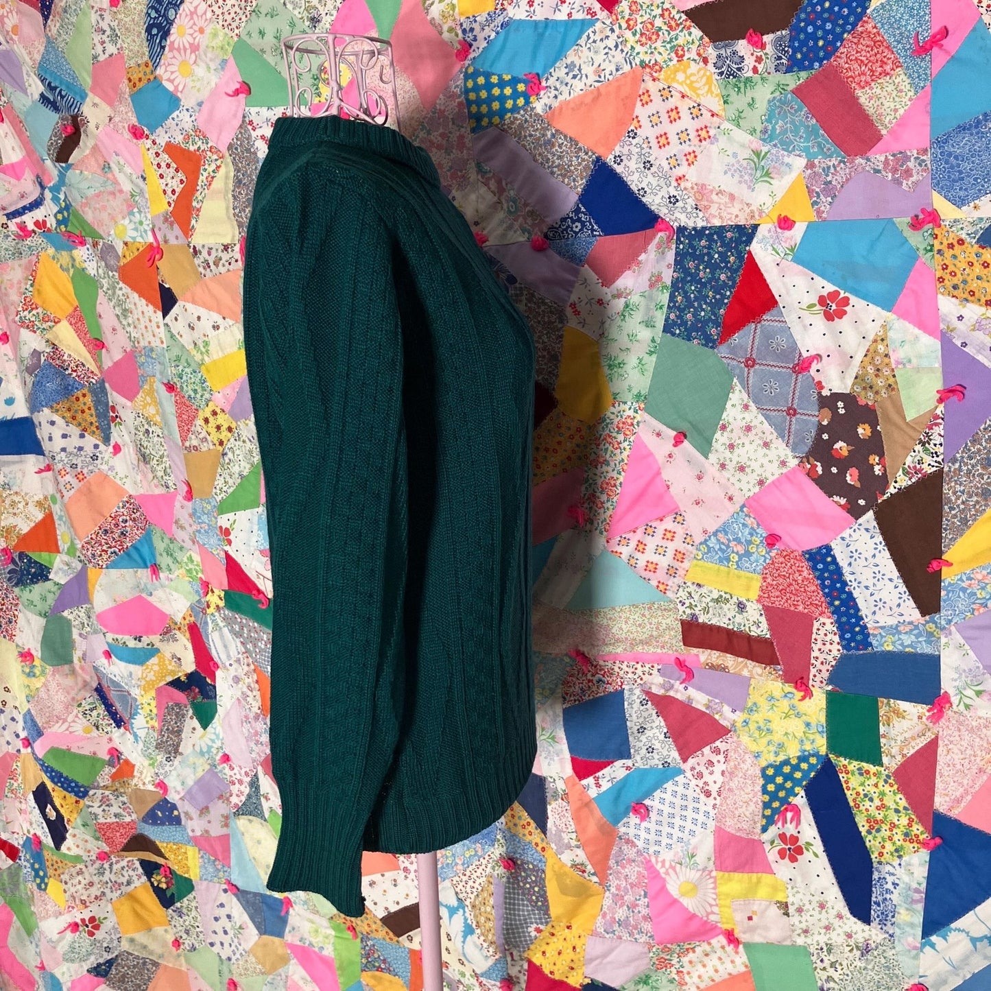 Vintage 60s 70s sweater long sleeve cable knit Robert Mackie Scotland emerald green jewel tone fisherman