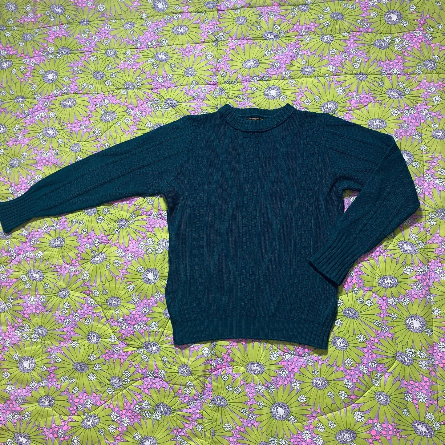 Vintage 60s 70s sweater long sleeve cable knit Robert Mackie Scotland emerald green jewel tone fisherman