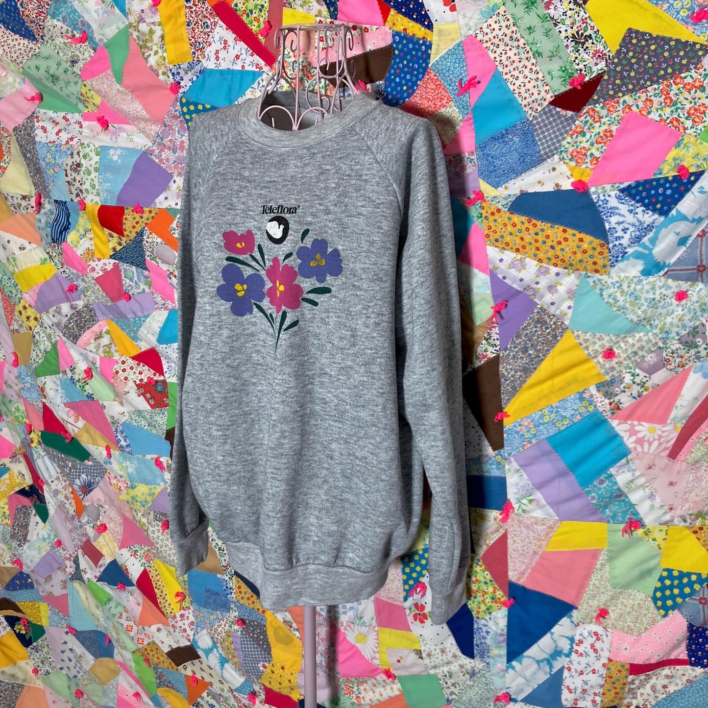 Vintage 80s sweatshirt heather grey Teleflora promotional  | M | purple pink flowers raglan